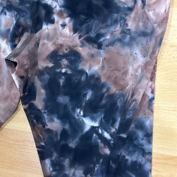 Brand New Lululemon Align HR Pant 25” - Picture 9 of 10